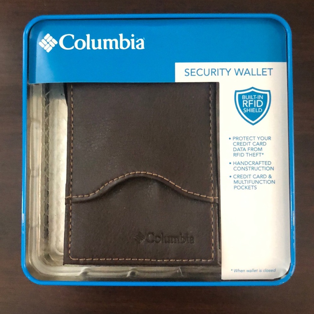 NWT Columbia Men’s RFID wallet
